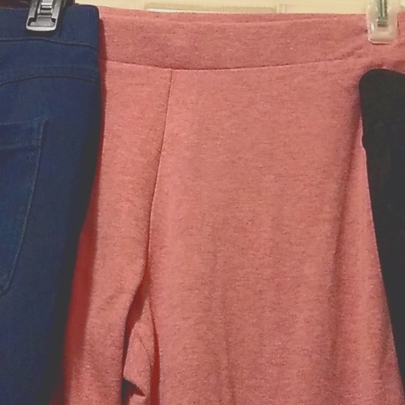Leggings $5@ (M) - Picture 4 of 4